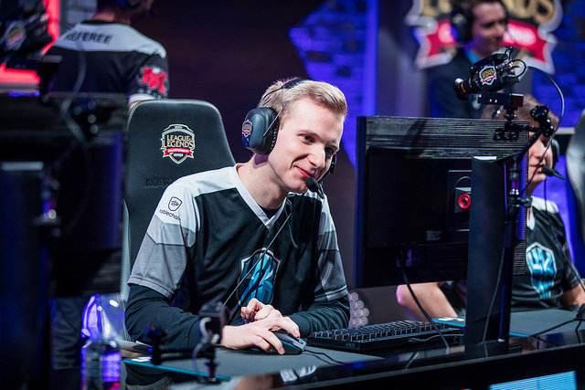 关于SHR碾压HKA，Jankos线上压制力十足顶尖较量成都决赛之夜，引爆全场热议的信息