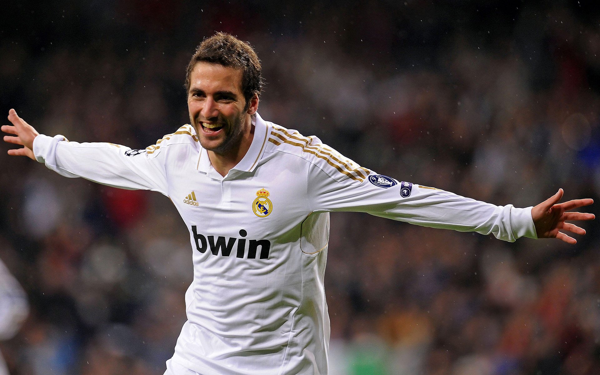 NBA总决赛之夜，足球巨星若日尼奥的跨界绝杀，让篮球巅峰对决提前失去悬念